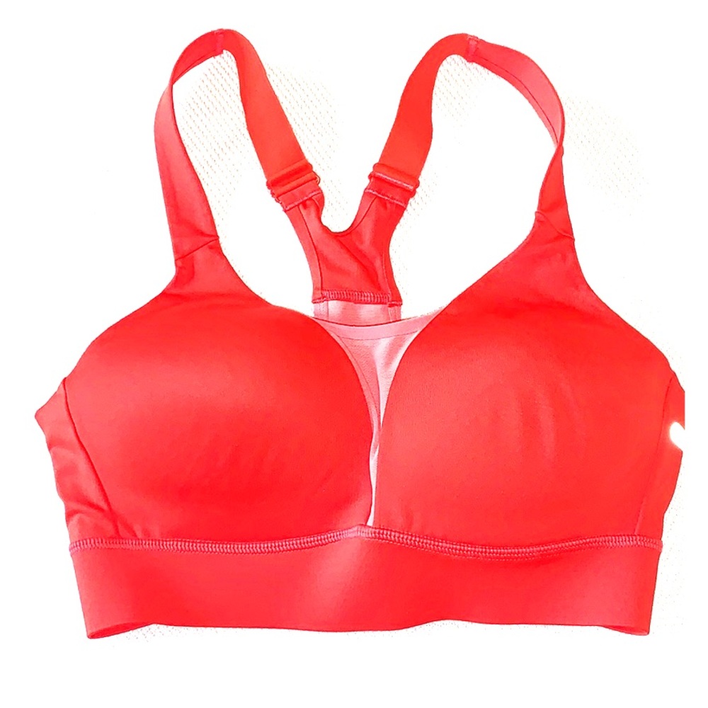 Women’s under armour sports bra